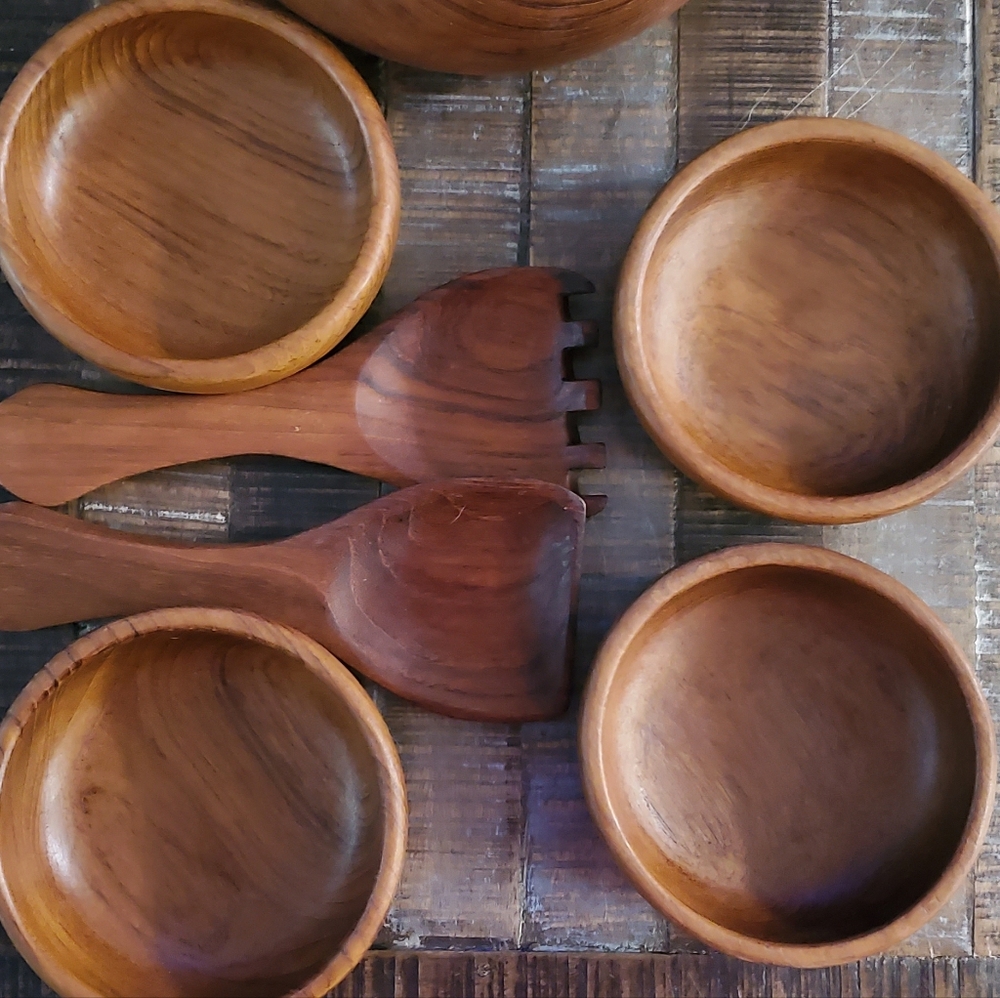 Vintage Wooden Salad Bowl Set - Picture 6 of 11